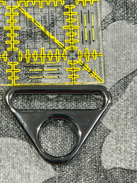 Triangle D-Ring Gunmetal 1.5 inch (38mm) 2 pack