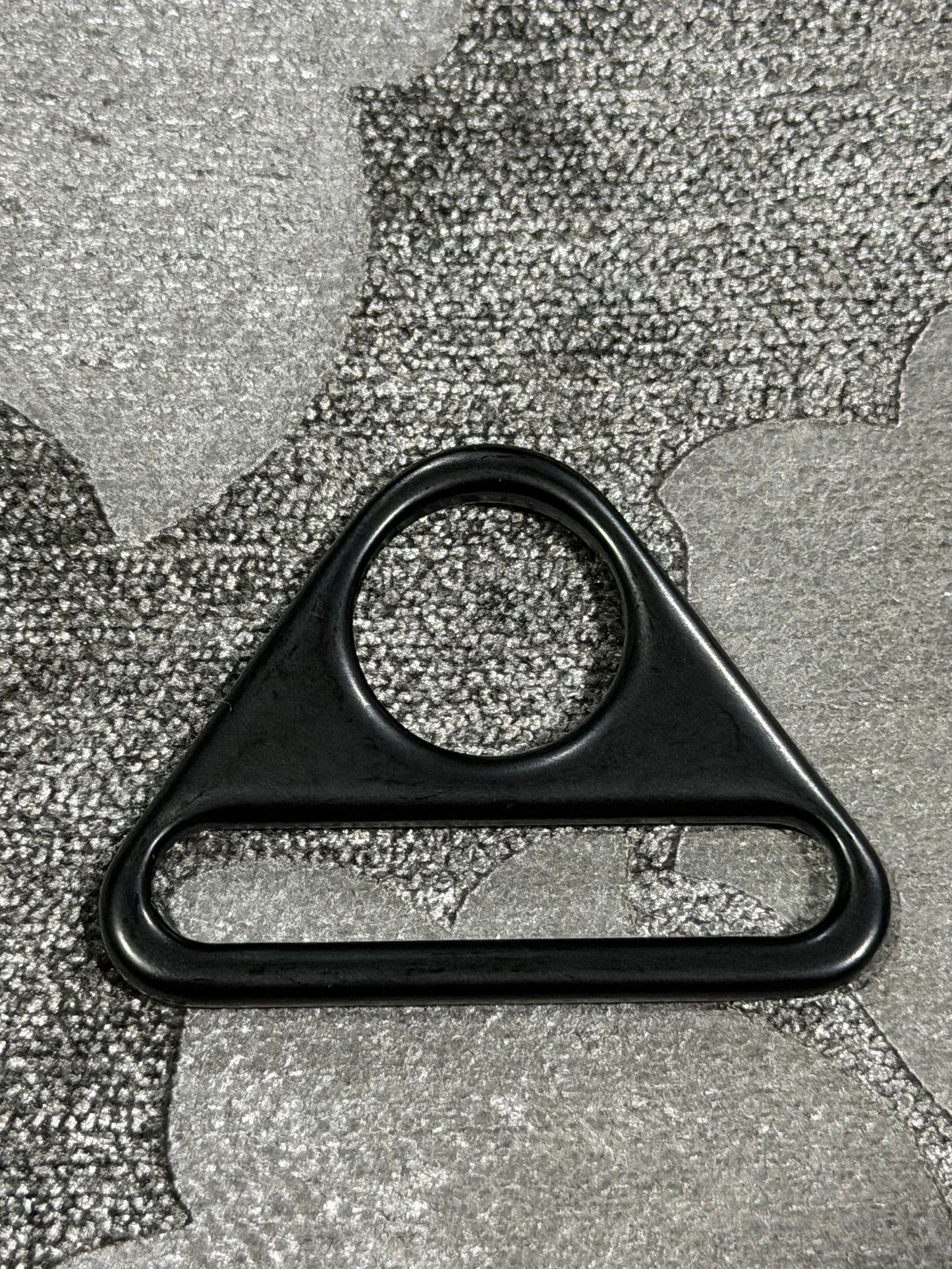 Triangle D-Ring Matte Black 1.5 inch (38mm) 2 pack