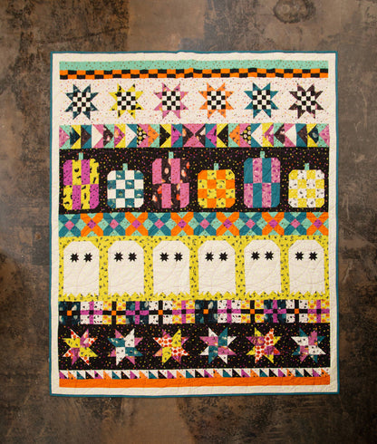 Boo Crew | CKQ-1031 Row-of-the-Month Halloween Quilt Book