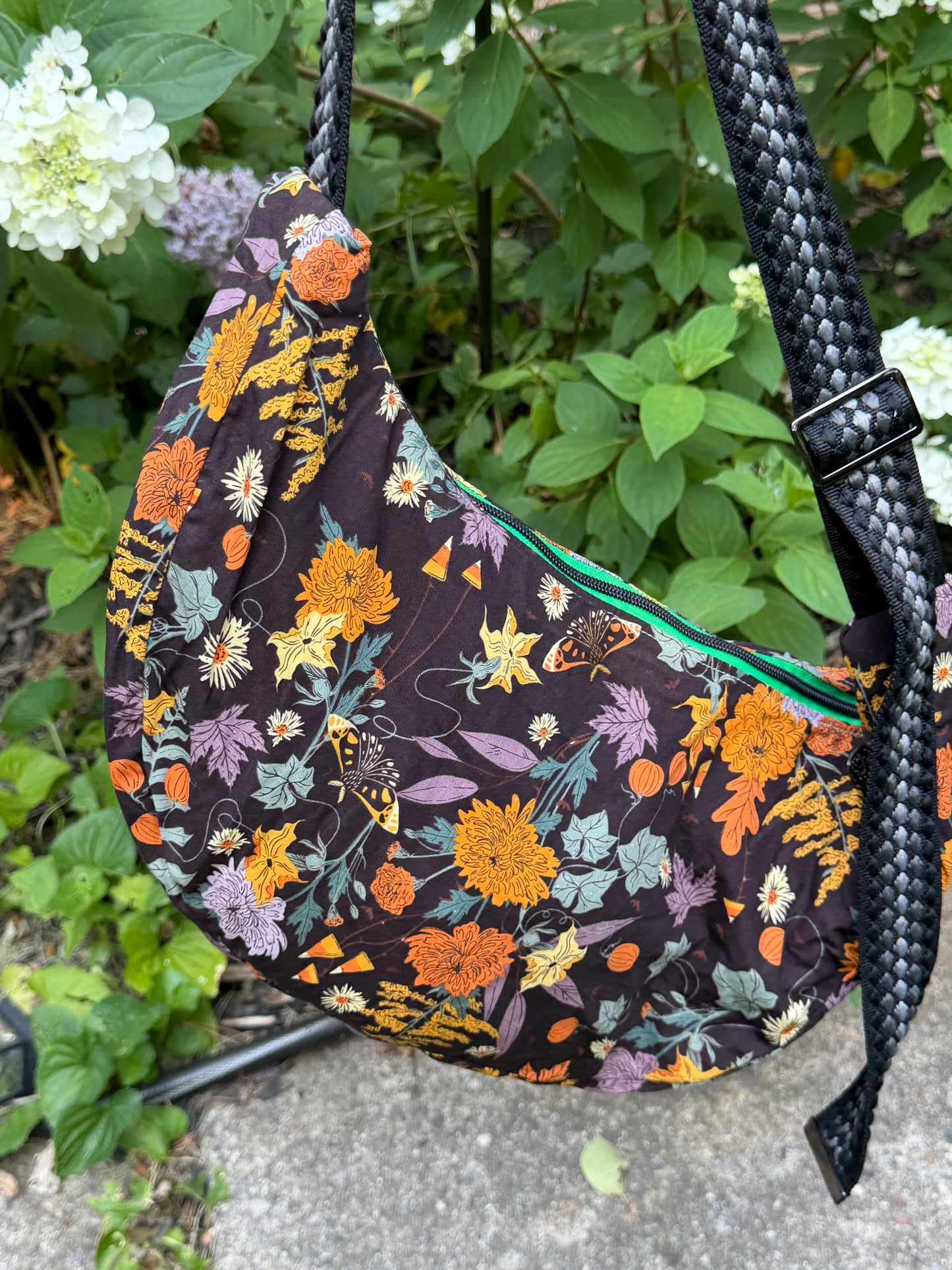 Crosstown crescent bag