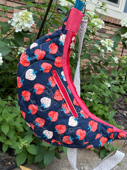 Kandu Crescent-oh look a strawberry Ruby star canvas and faux suede outer cotton inside