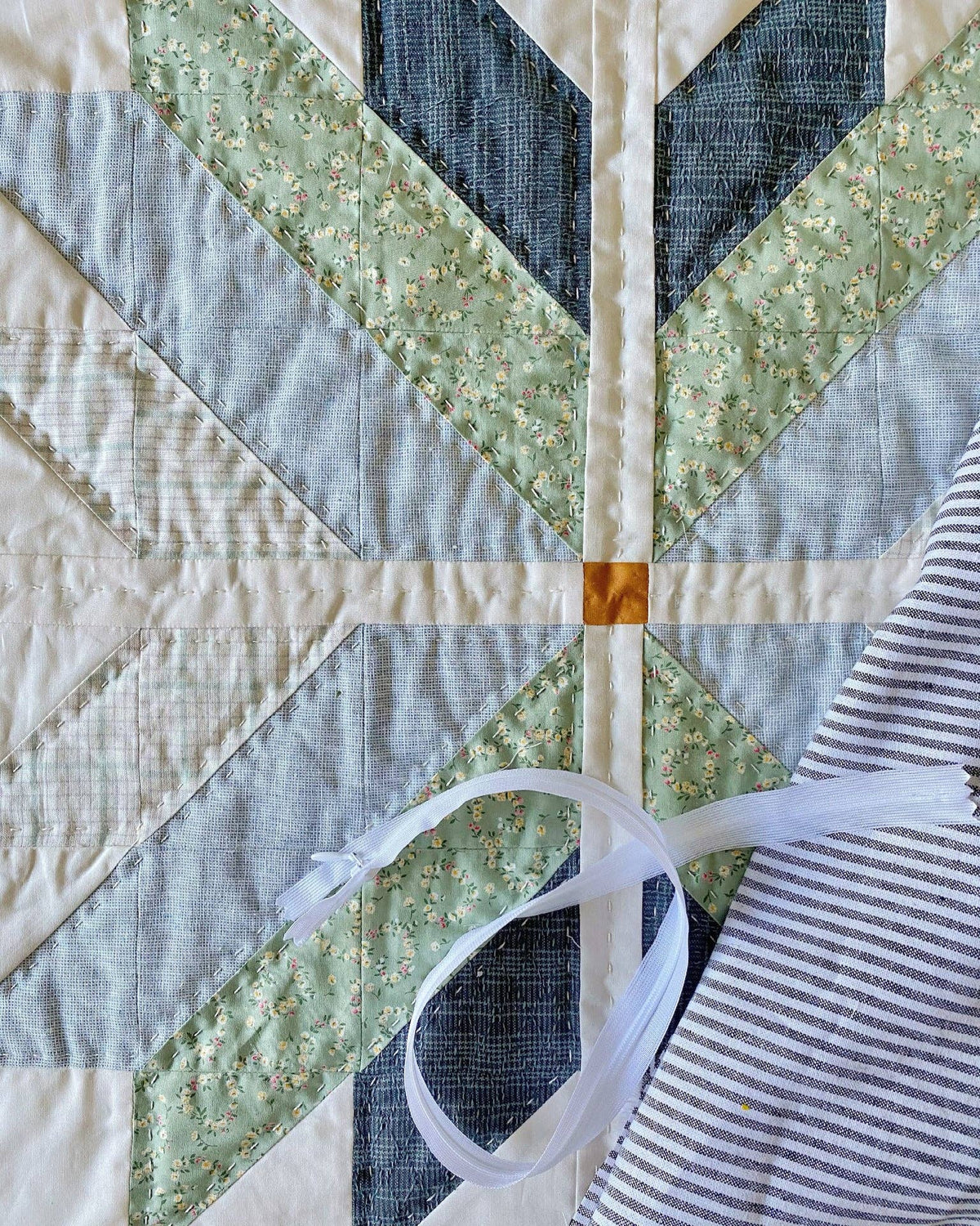Lottie Quilt Pattern  |  Paper Pattern