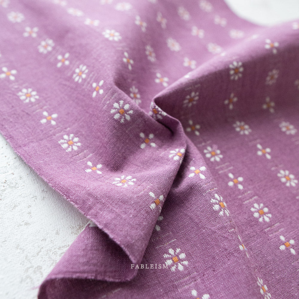 Fableism | Forest Forage | Daisies in Wildberry