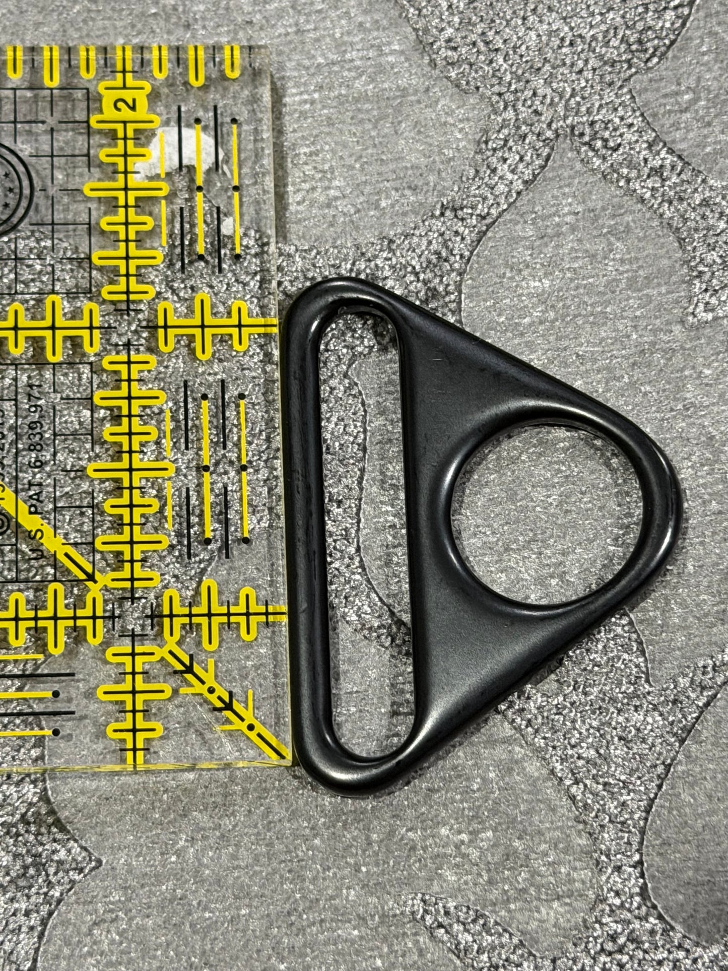 Triangle D-Ring Matte Black 1.5 inch (38mm) 2 pack
