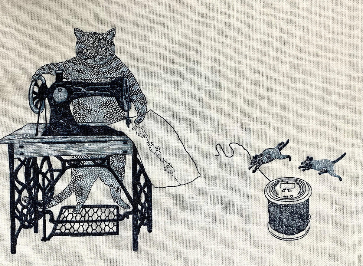 Koizumi | Purrfect Stitches Canvas | Off-White and Blue