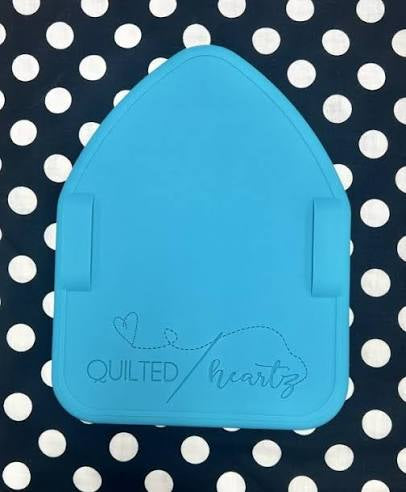 Bind Eaze quilt silicone mat - Quilted Heartz