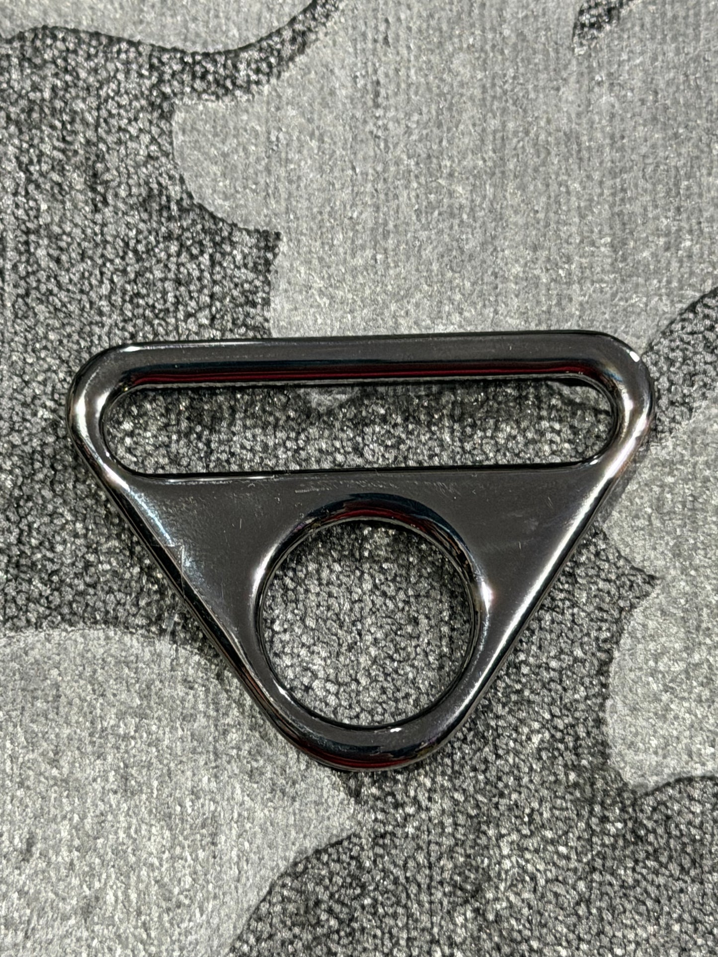 Triangle D-Ring Gunmetal 1.5 inch (38mm) 2 pack