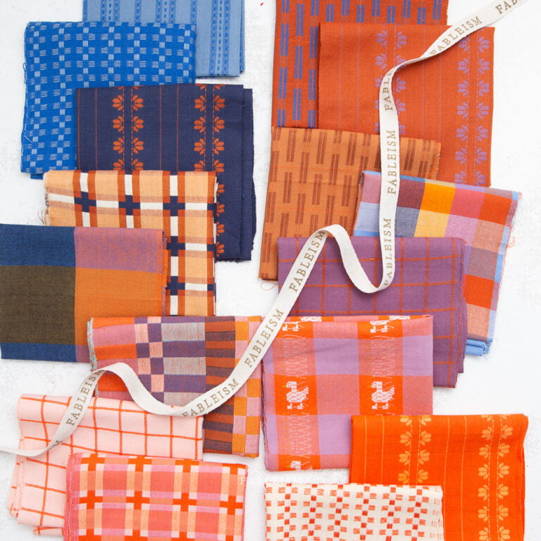 Pre-order Dilly Dally 1 yard bundle shipping mid August - THE CRAFTING TABLE STITCHERY