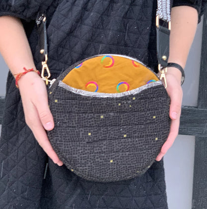 Roundabout bag- pattern