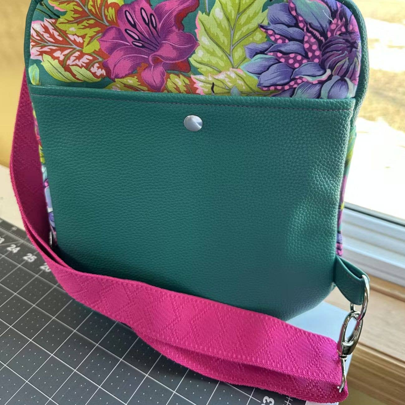 Fuchsia Pink Jacquard Webbing 1.5" Woven Strap
